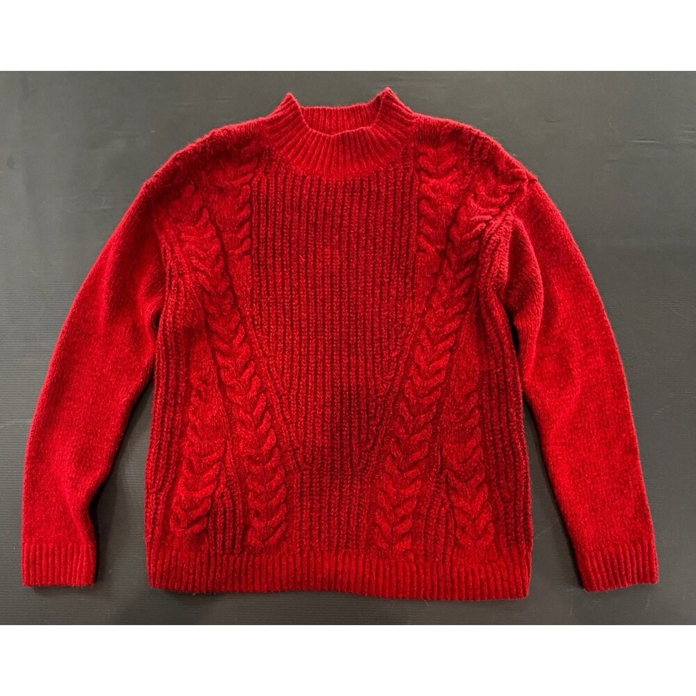Simply Vera Red Cable Knit Sweater. Women’s Medium